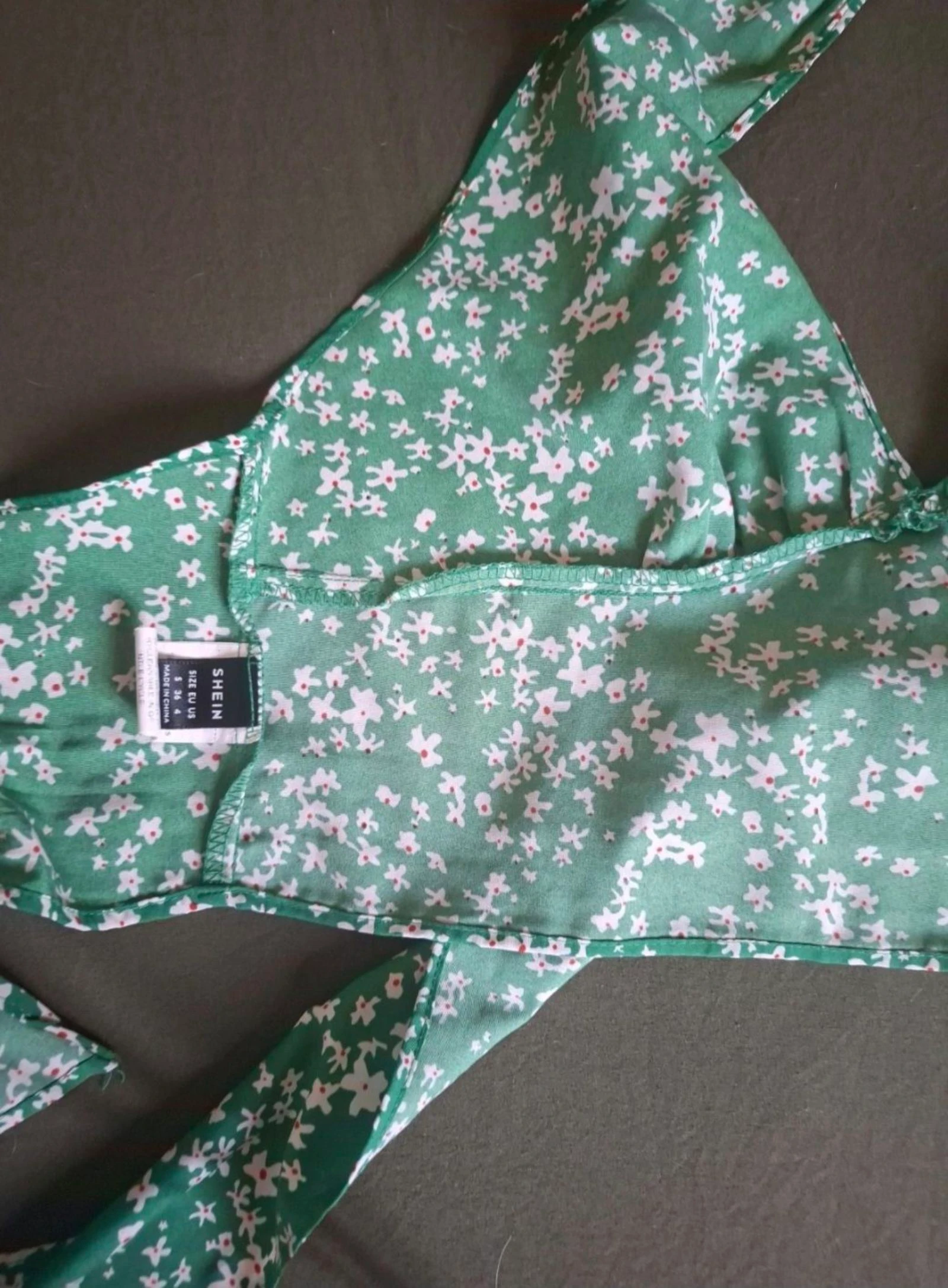 Dos nue vert taille 36  – photo 8